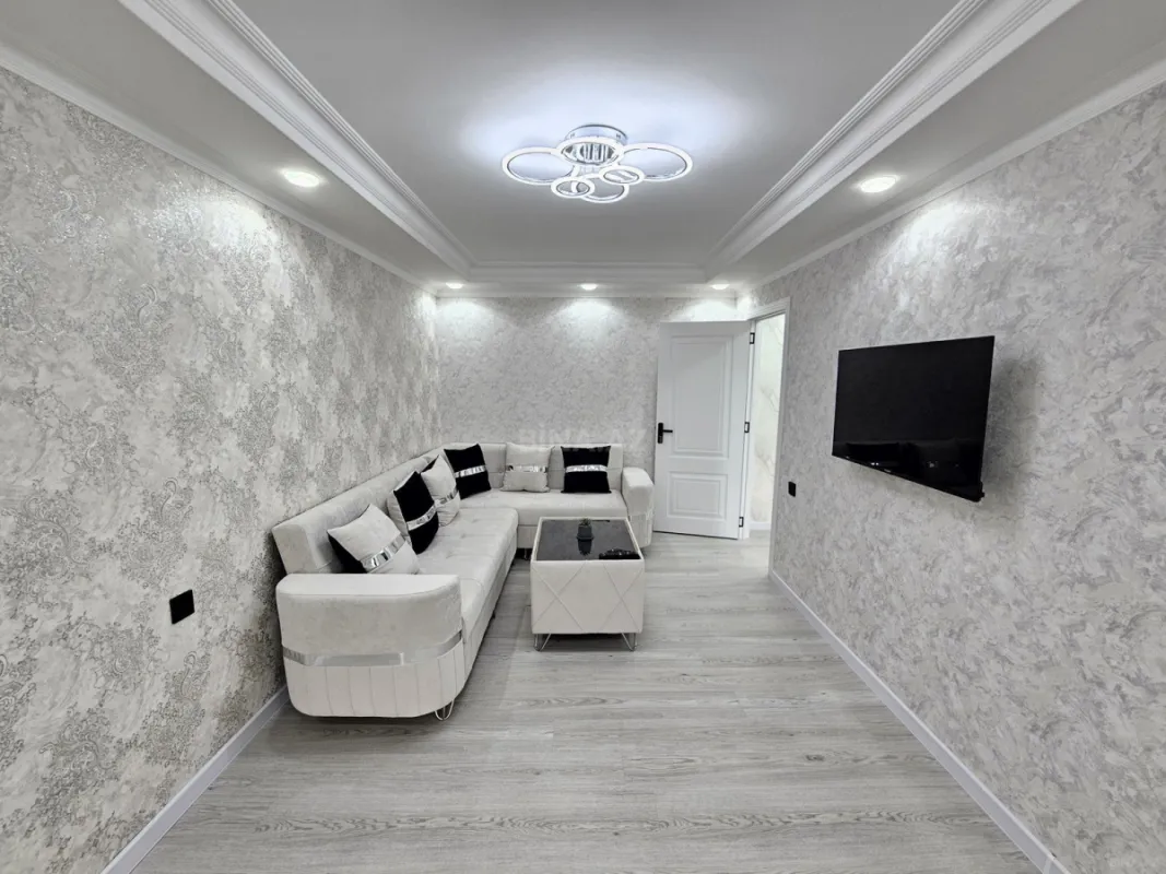 Satılır 2 otaqlı mənzil 35 m²