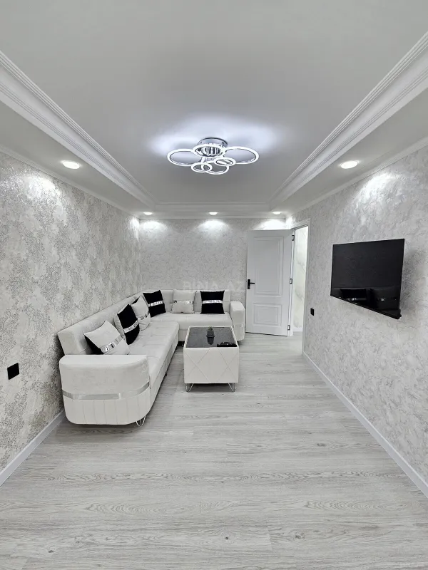 Satılır 2 otaqlı mənzil 35 m²