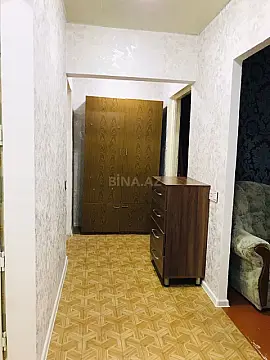 Satılır 4 otaqlı mənzil 100 m²