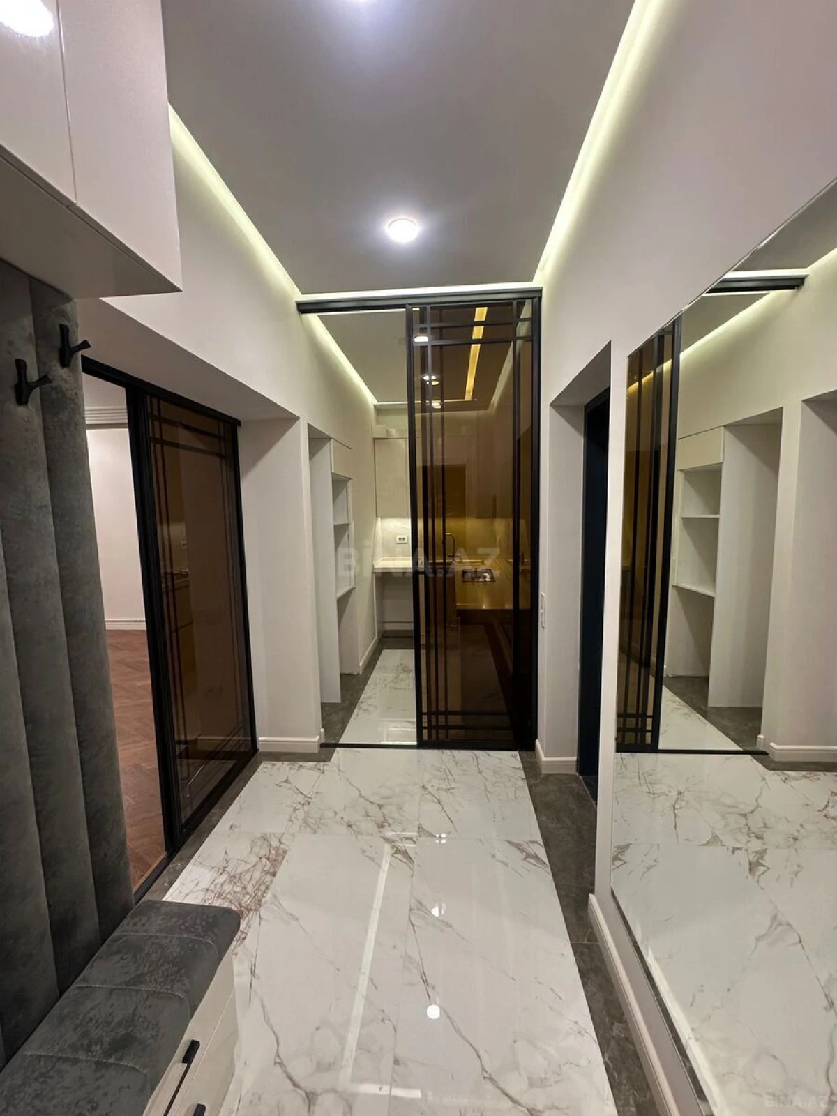 Satılır 2 otaqlı mənzil 68.3 m²