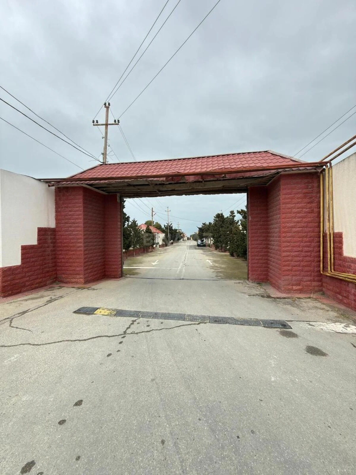 Satılır torpaq sahəsi 12 m²