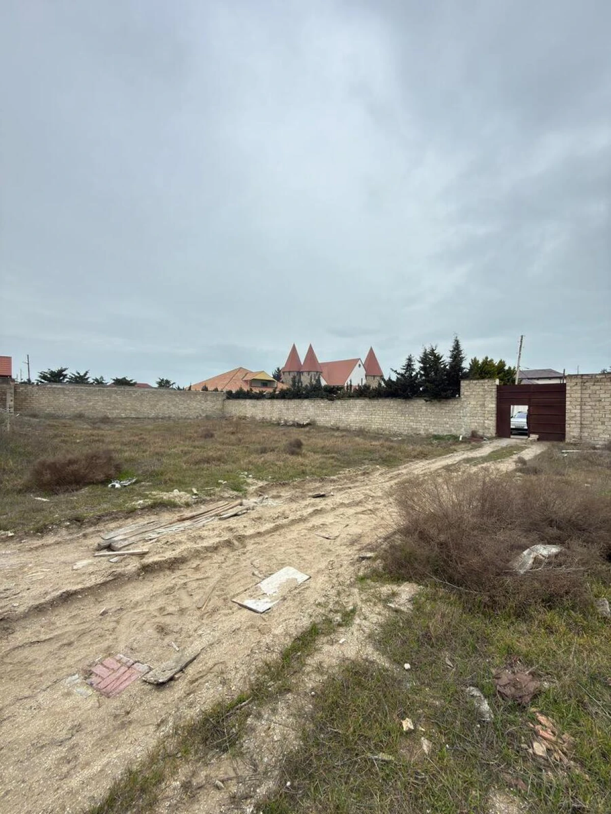 Satılır torpaq sahəsi 12 m²