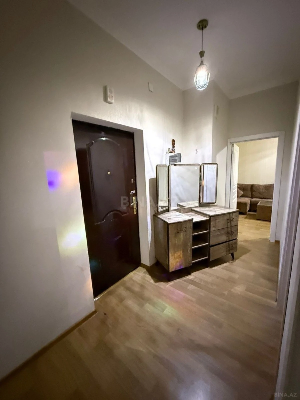 Kirayə verilir 2 otaqlı mənzil 58 m²