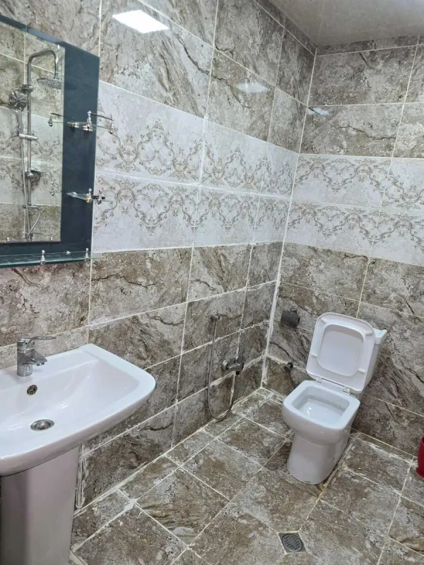 Kirayə verilir 2 otaqlı mənzil 75 m²