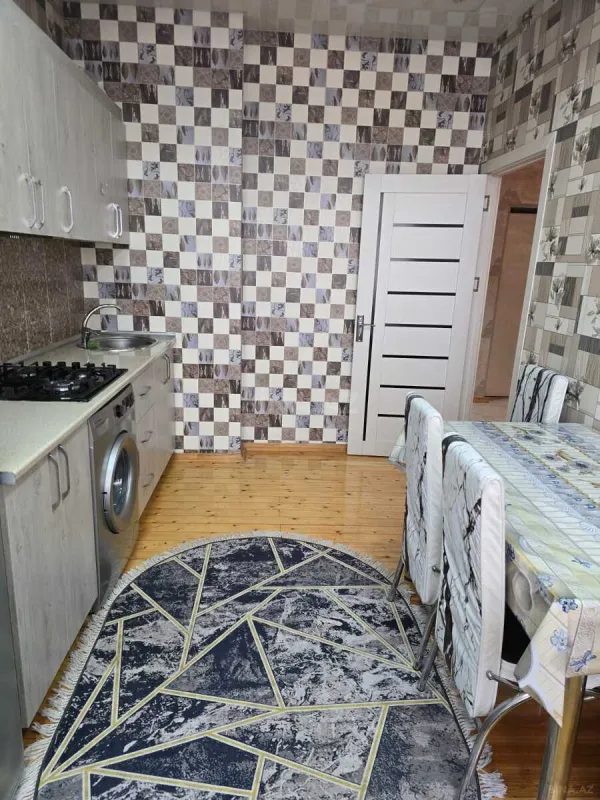 Kirayə verilir 2 otaqlı mənzil 75 m²