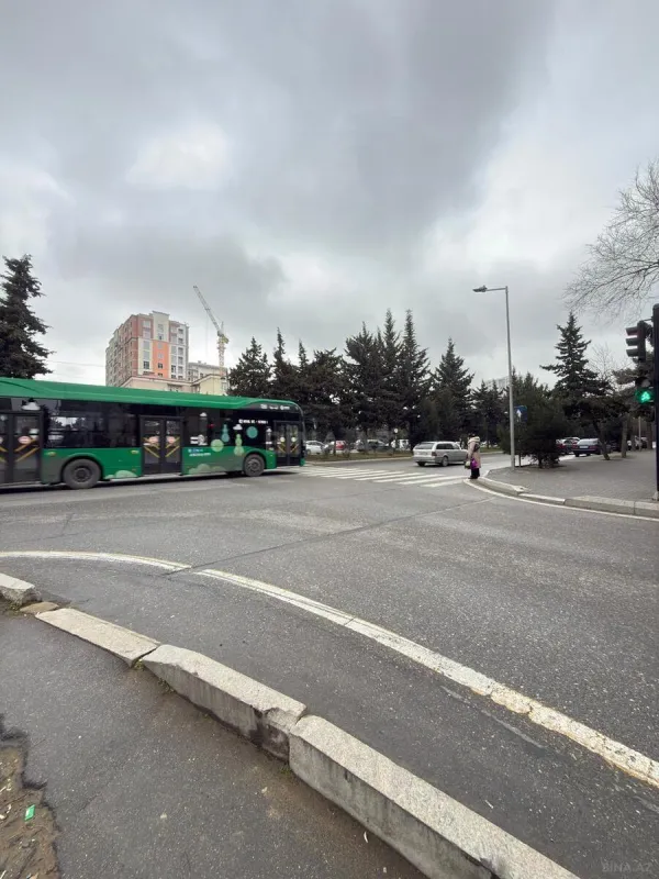 Satılır obyekt 62 m²