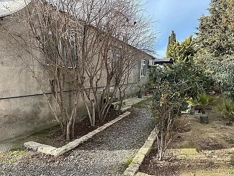 Satılır 4 otaqlı həyət evi 110 m²