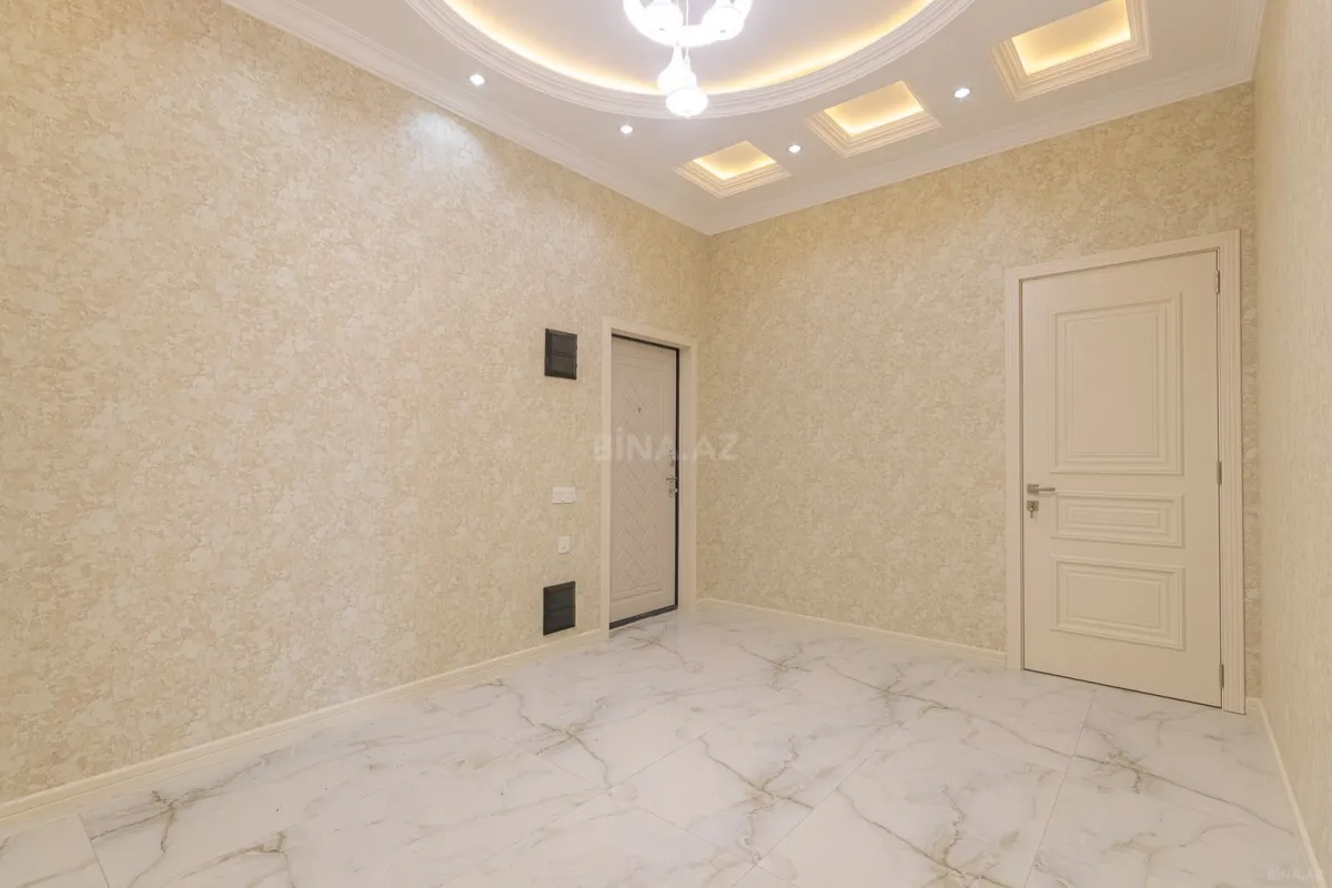 Satılır 3 otaqlı mənzil 102 m²