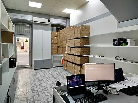 Satılır obyekt 100 m² — Bakı, İnşaatçılar 100.00 m²