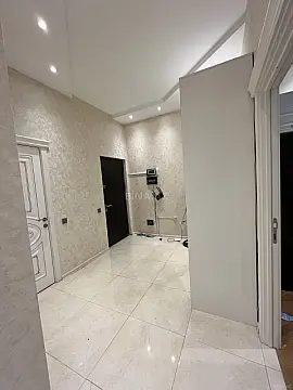 Satılır 3 otaqlı mənzil 130 m²