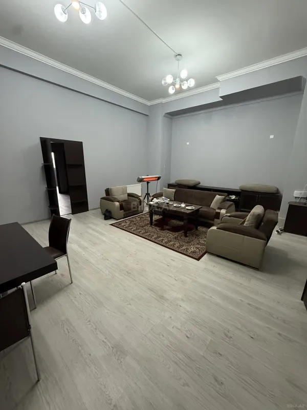 Kirayə verilir obyekt 175 m²