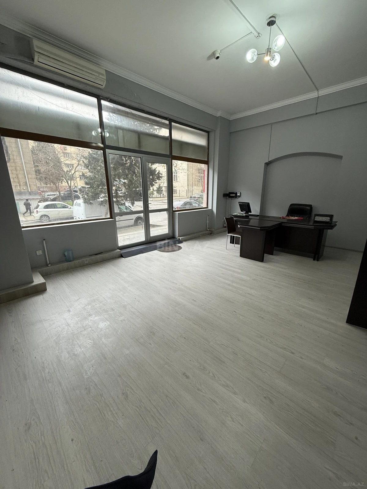 Kirayə verilir obyekt 175 m²