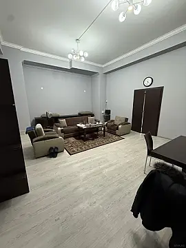 Kirayə verilir obyekt 175 m²