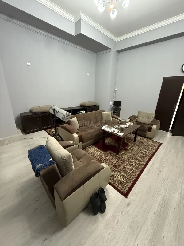 Kirayə verilir obyekt 175 m²