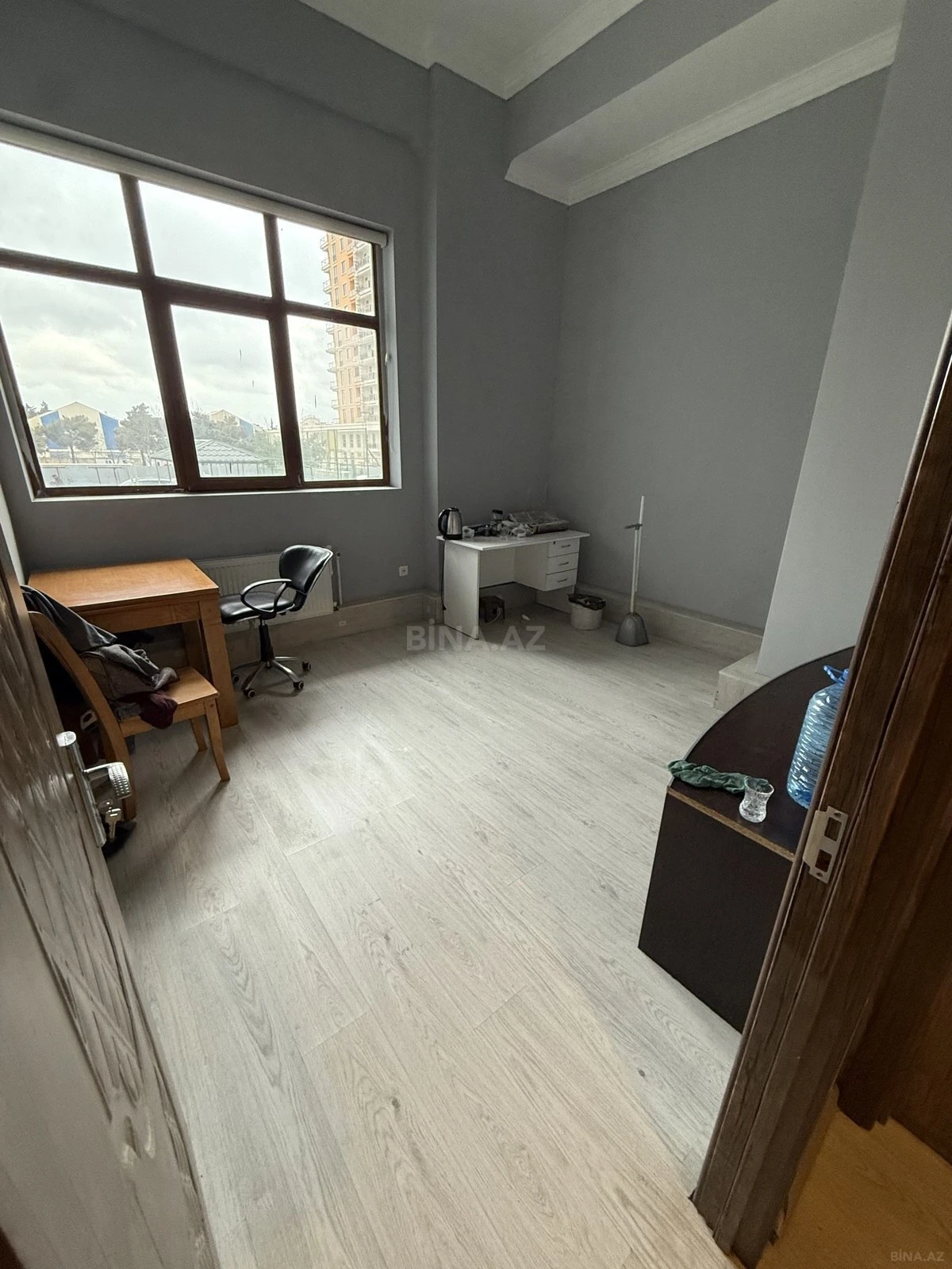 Kirayə verilir obyekt 175 m²