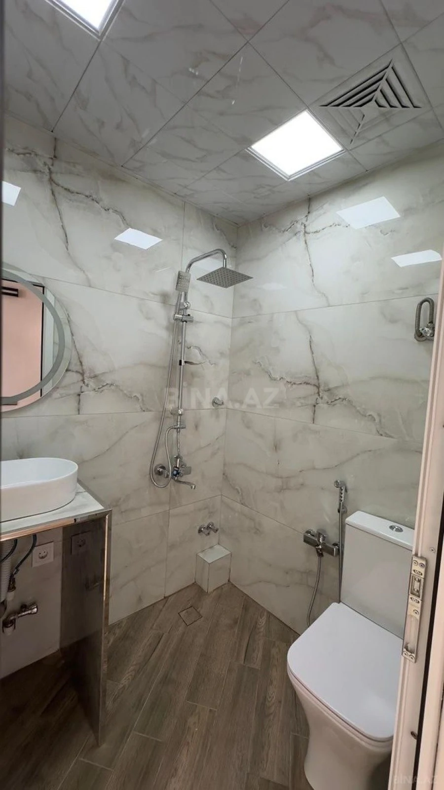 Satılır 2 otaqlı mənzil 45 m²