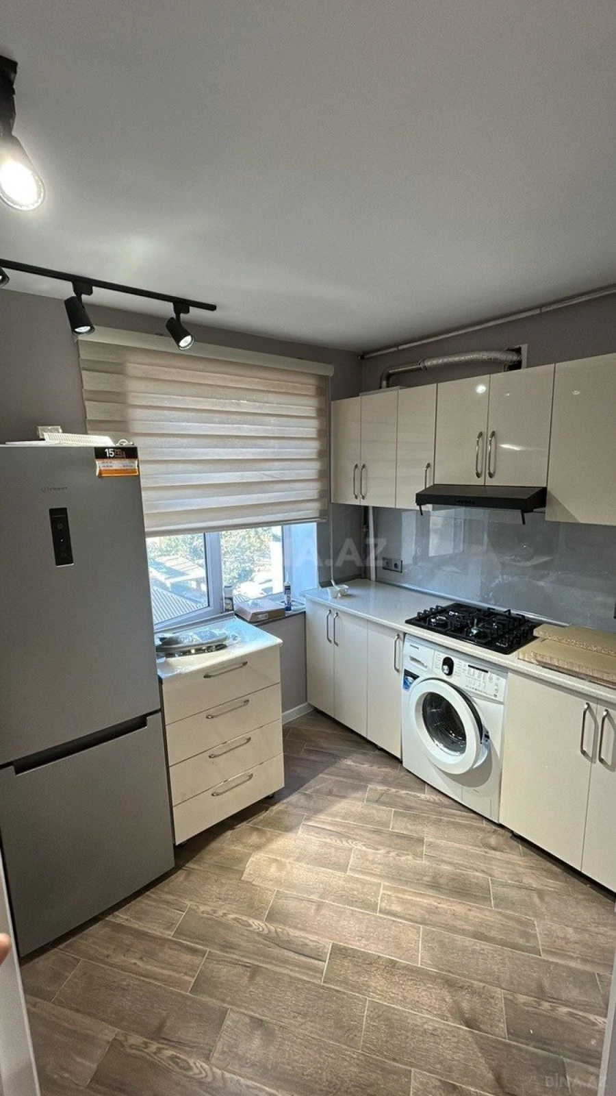 Satılır 2 otaqlı mənzil 45 m²