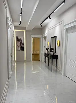 Satılır 3 otaqlı mənzil 110 m²