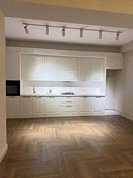 Satılır 3 otaqlı mənzil 110 m²