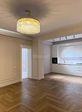 Satılır 3 otaqlı mənzil 110 m²