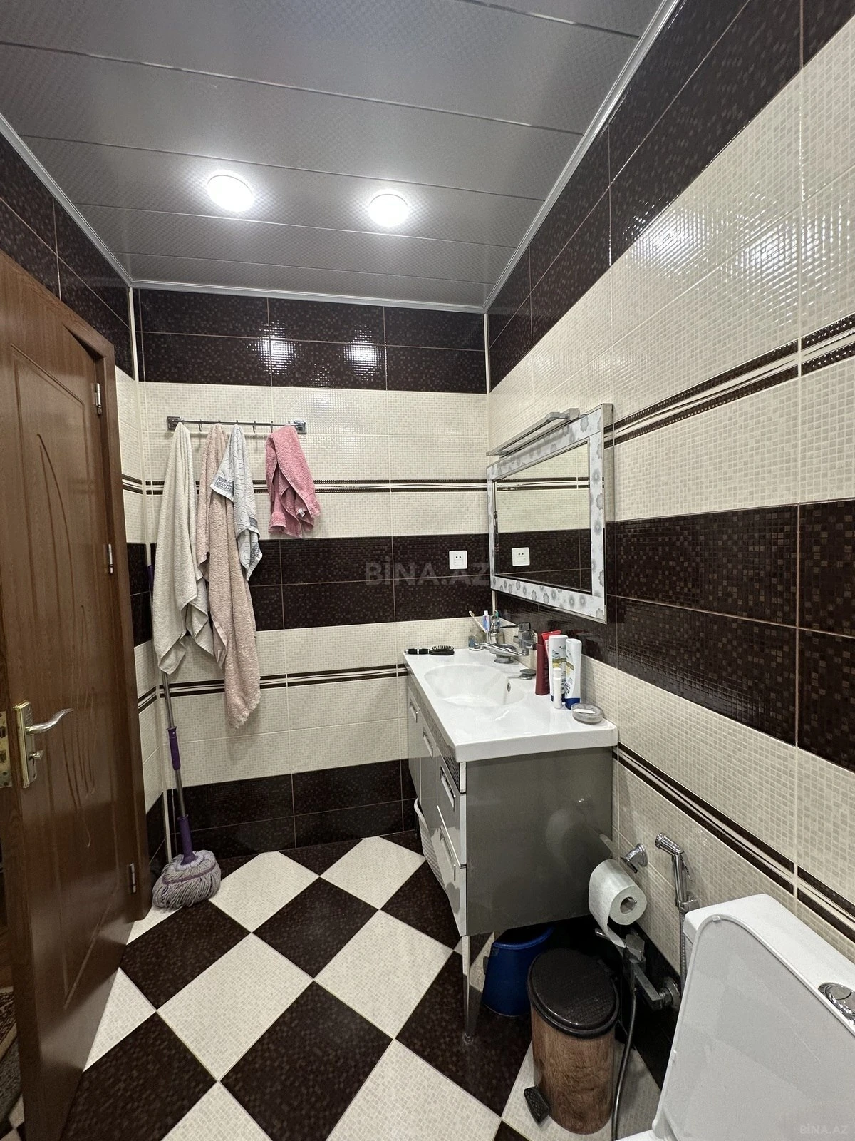 Satılır 2 otaqlı mənzil 106 m²