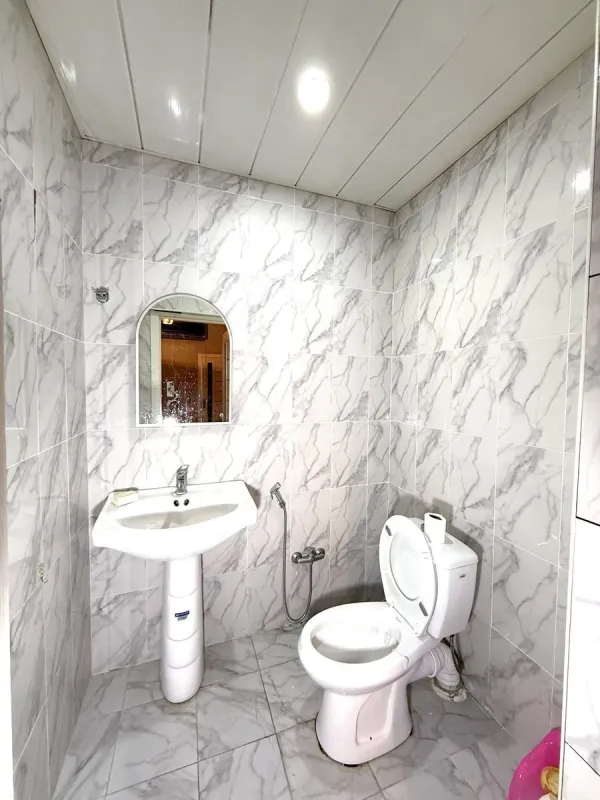 Kirayə verilir 2 otaqlı mənzil 80 m²