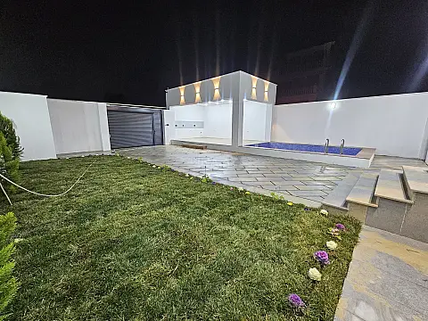 Satılır 4 otaqlı həyət evi 150 m²
