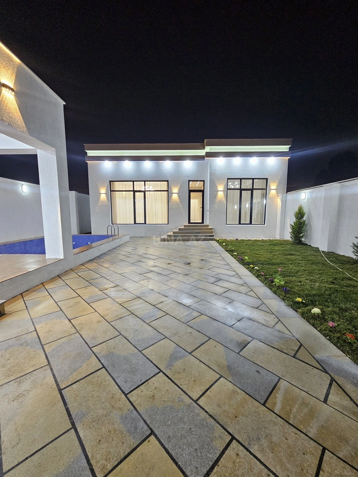 Satılır 4 otaqlı həyət evi 150 m²