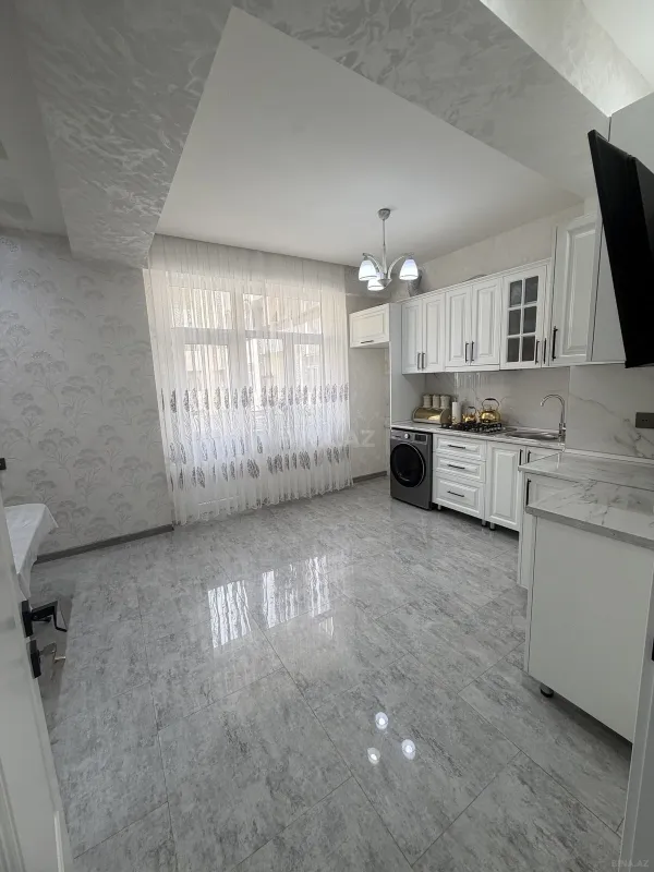 Satılır 2 otaqlı mənzil 91 m²