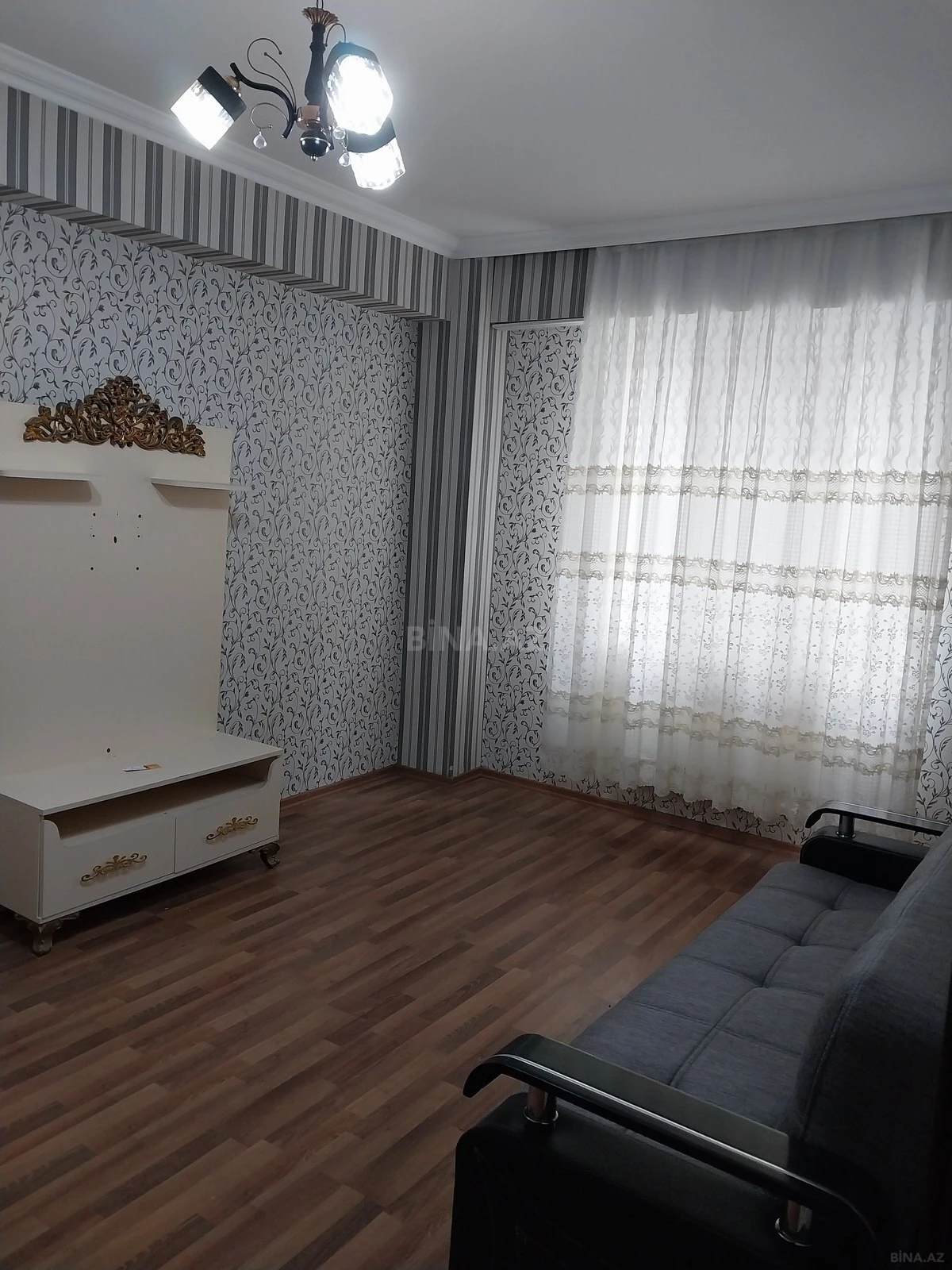 Satılır 2 otaqlı mənzil 70 m²