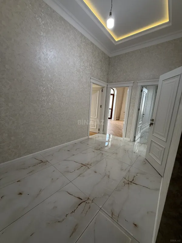 Satılır 2 otaqlı mənzil 71 m²