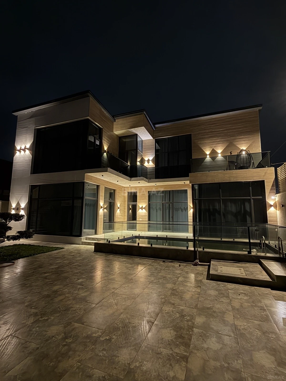 Kirayə verilir 5 otaqlı həyət evi 220 m²