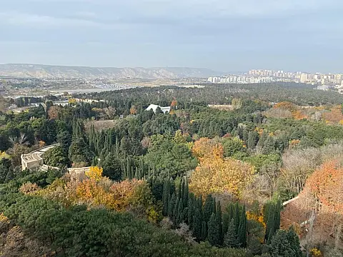 Satılır 4 otaqlı mənzil 170 m² — Bakı, Badamdar 4 otaq 170.00 m²