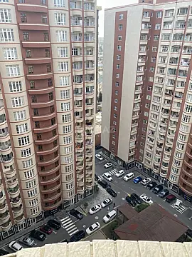 Satılır 4 otaqlı mənzil 170 m²