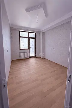 Satılır 3 otaqlı mənzil 130 m²