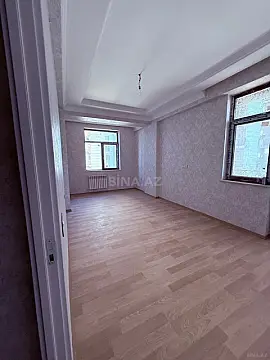Satılır 3 otaqlı mənzil 130 m²