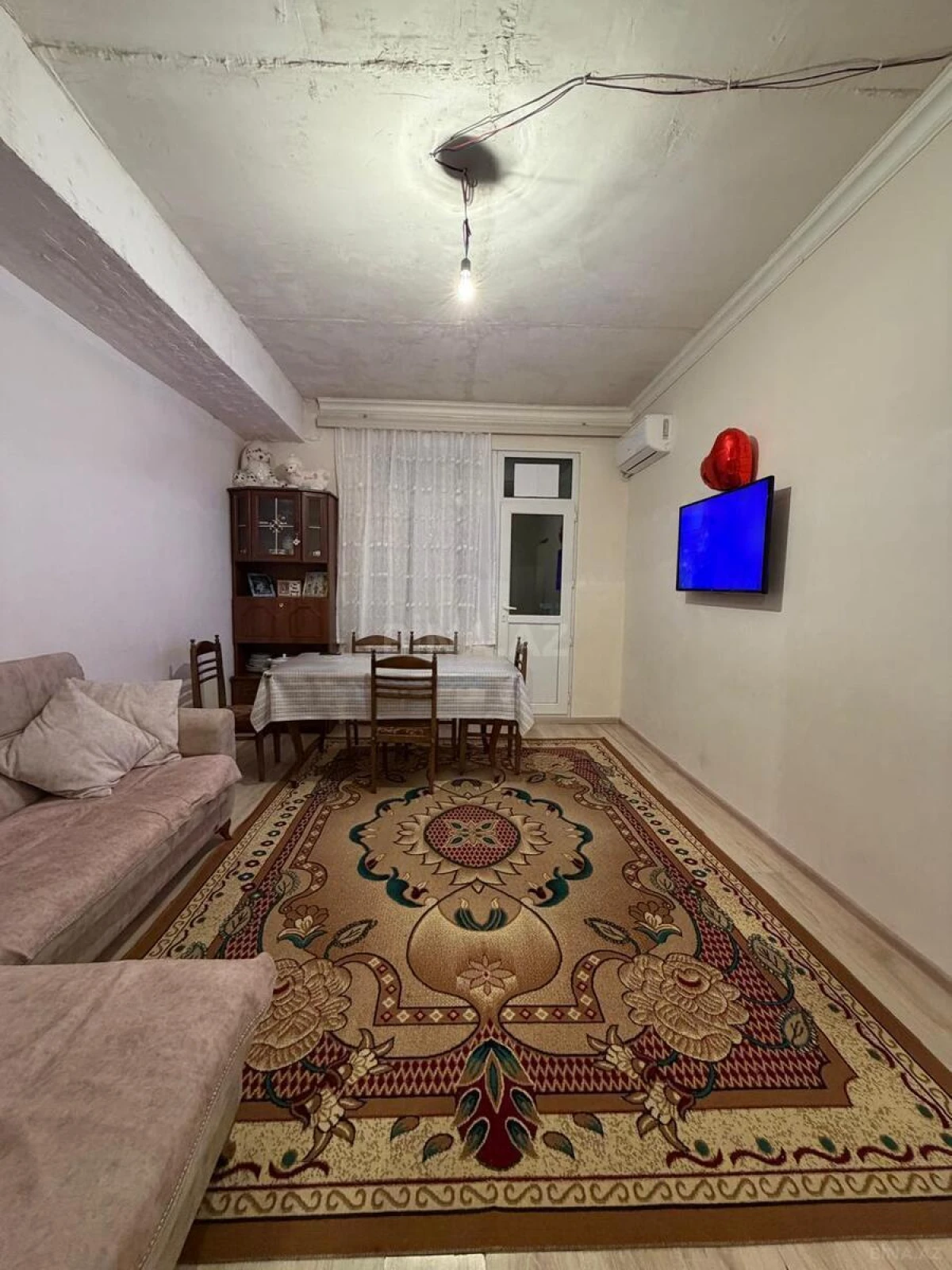 Satılır 2 otaqlı mənzil 60 m²