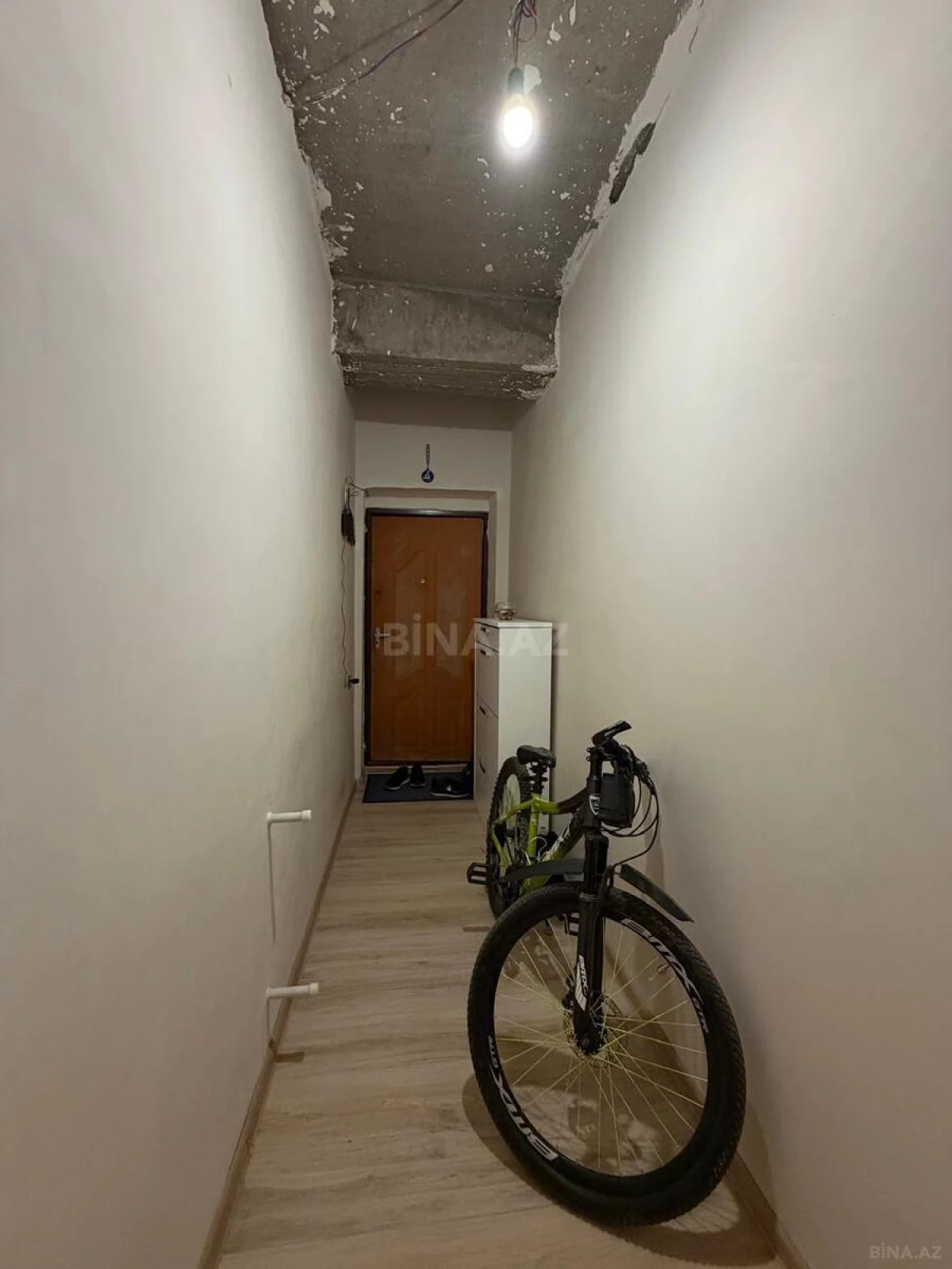 Satılır 2 otaqlı mənzil 60 m²