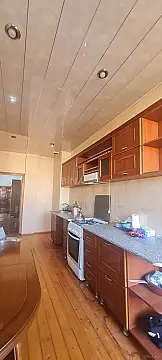 Kirayə verilir 2 otaqlı mənzil 90 m²