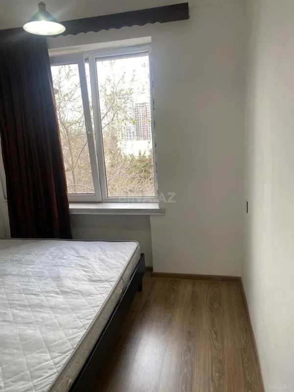 Kirayə verilir 2 otaqlı mənzil 50 m²