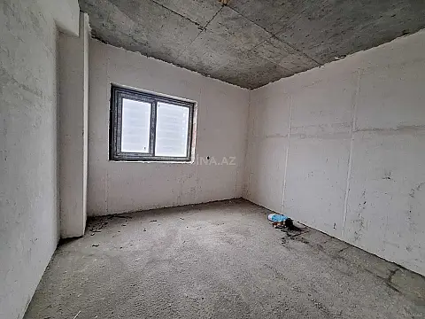 Satılır 3 otaqlı mənzil 163 m²