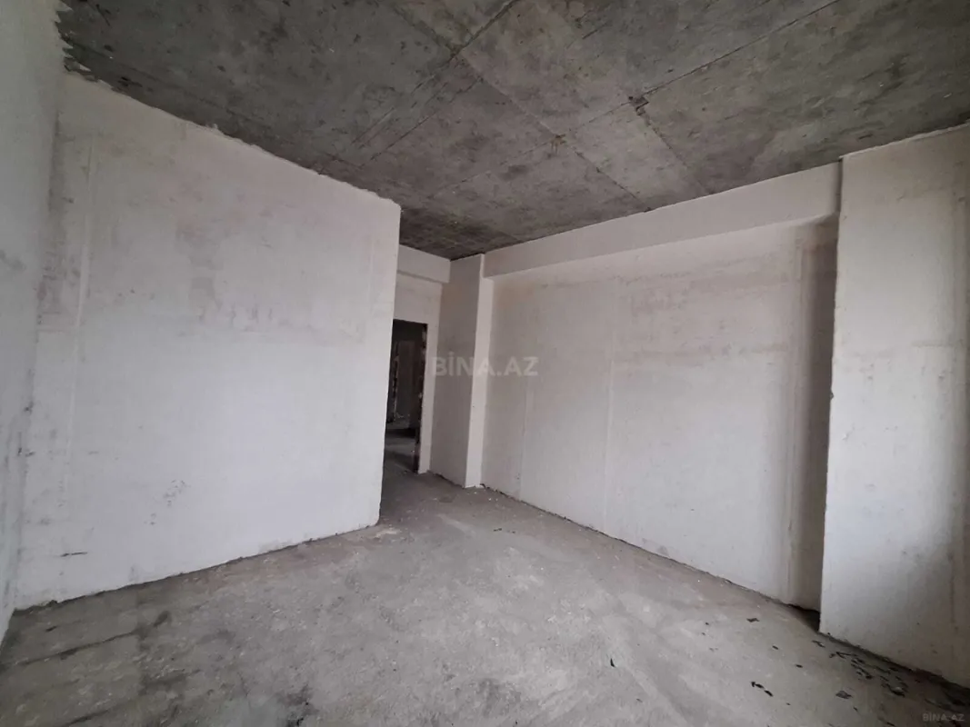 Satılır 3 otaqlı mənzil 163 m²