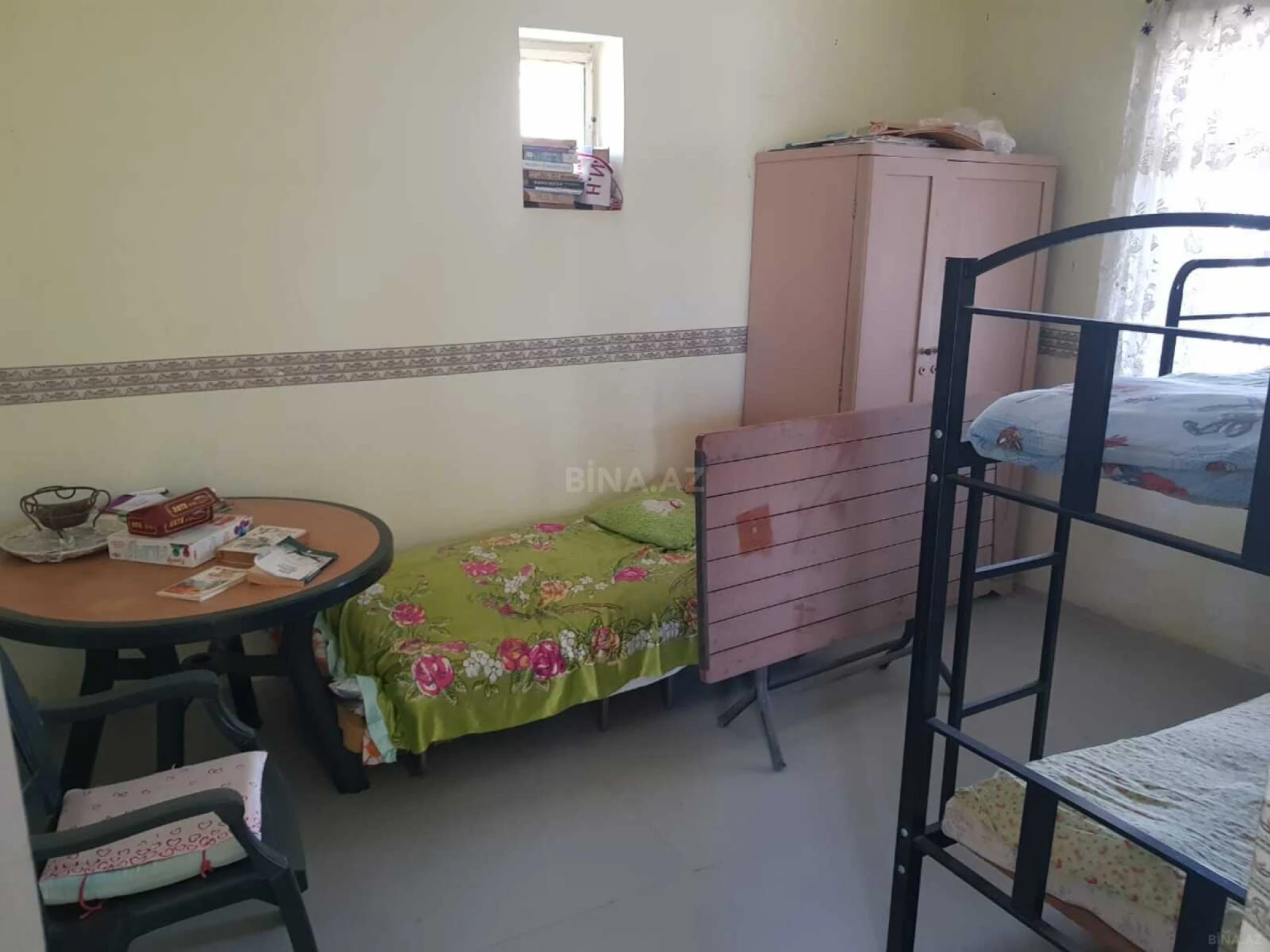 Satılır 5 otaqlı həyət evi 250 m²