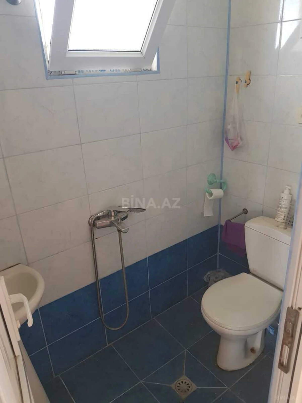Satılır 5 otaqlı həyət evi 250 m²