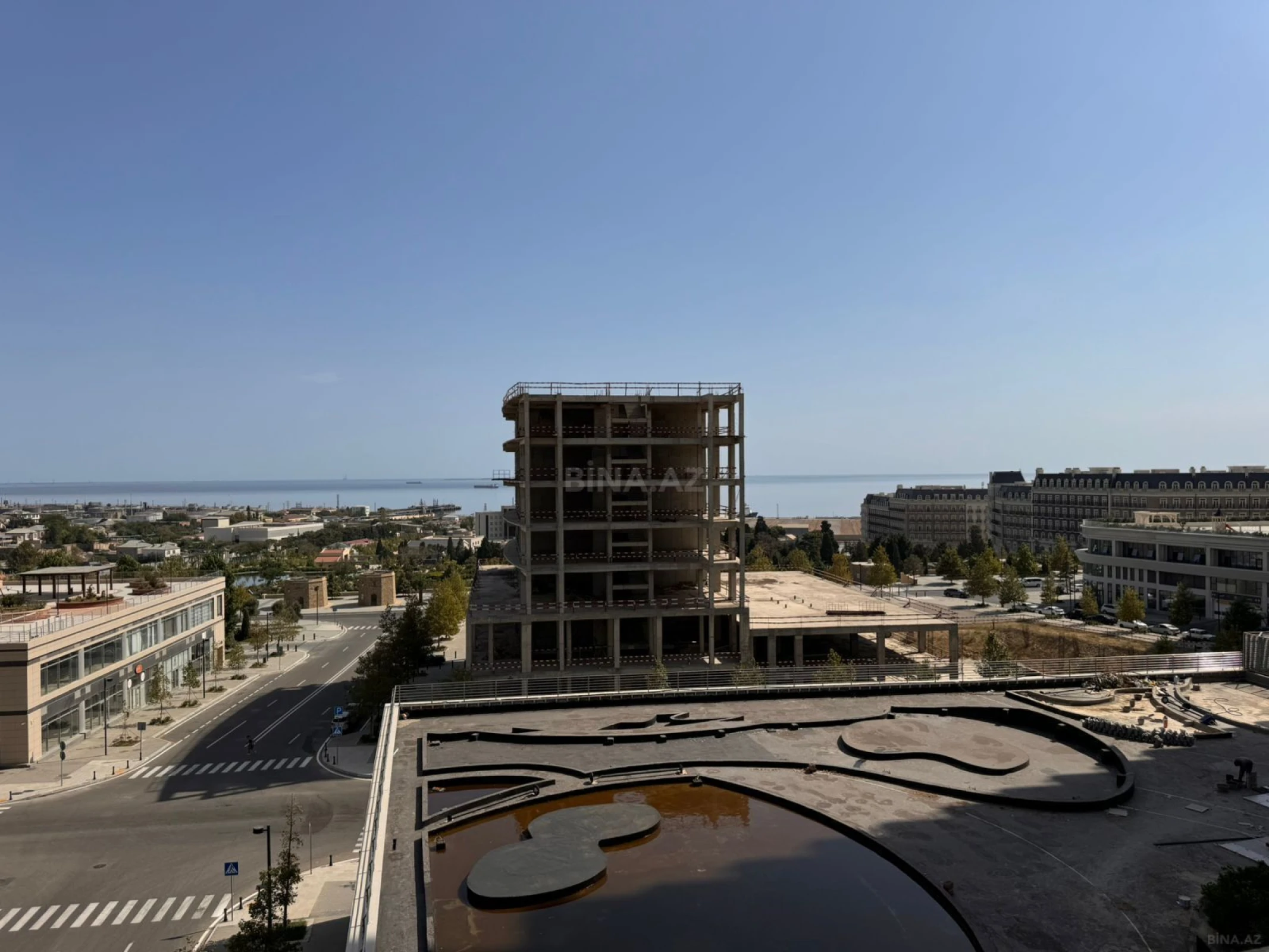 Satılır 3 otaqlı mənzil 163 m²