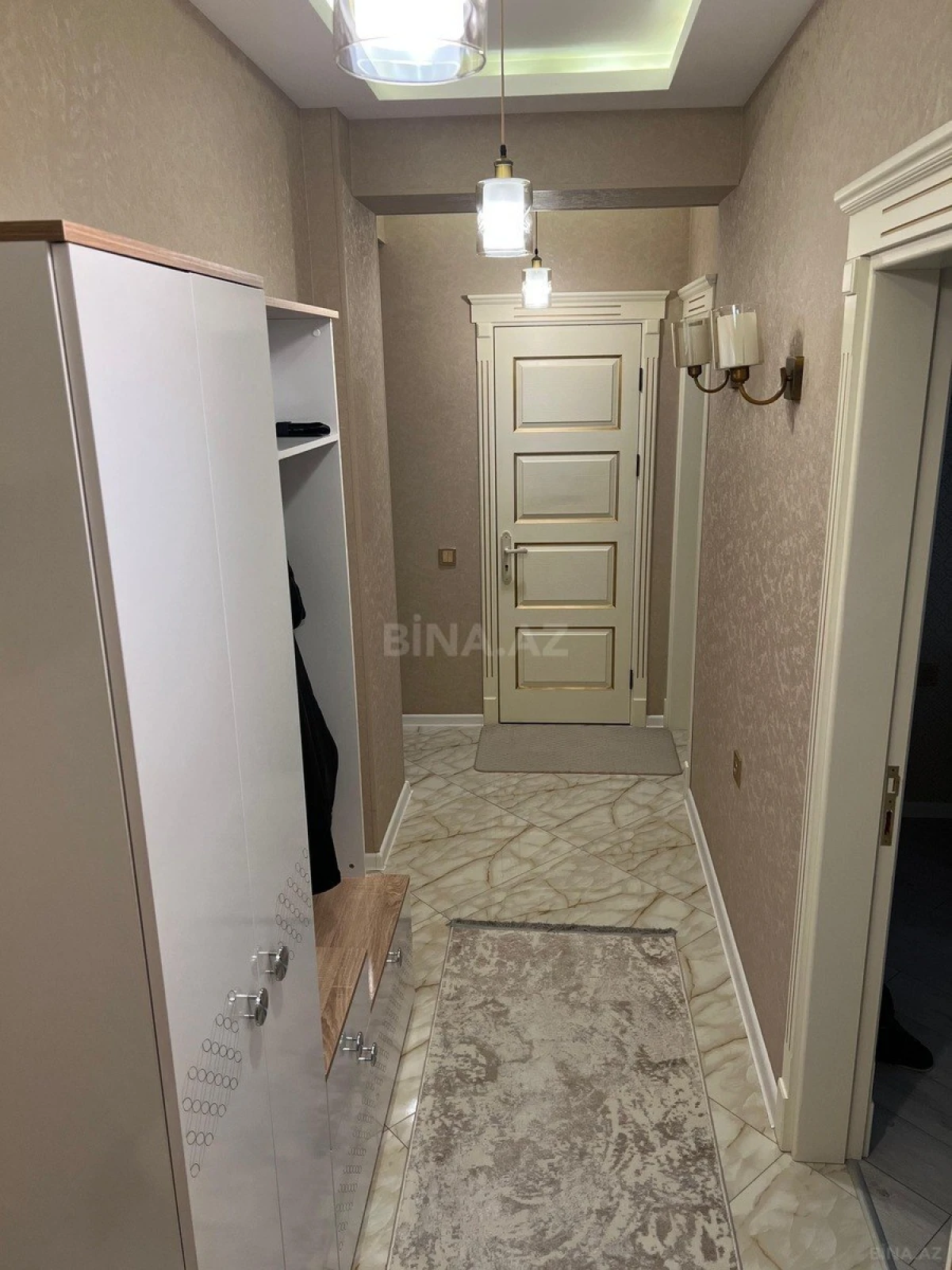 Satılır 3 otaqlı mənzil 83 m²