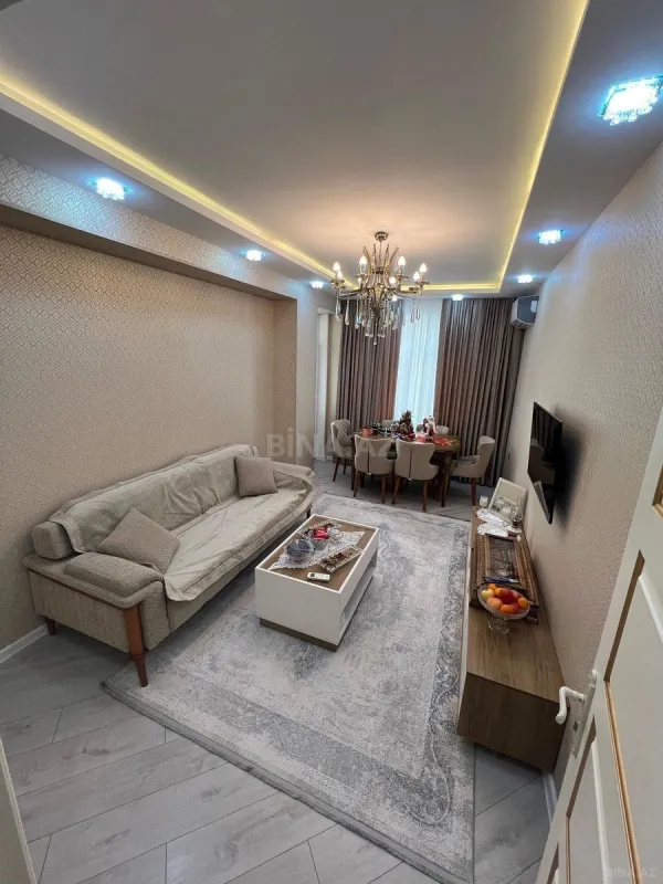 Satılır 3 otaqlı mənzil 83 m²