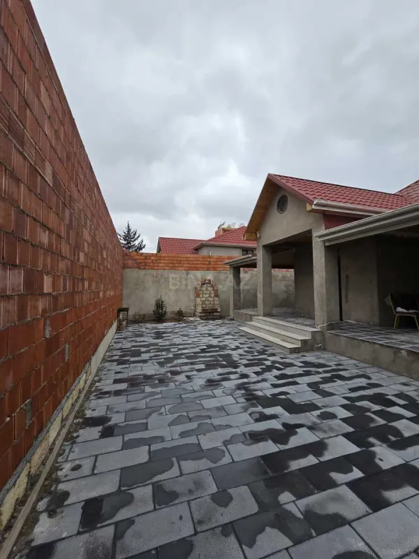 Satılır 3 otaqlı həyət evi 120 m²
