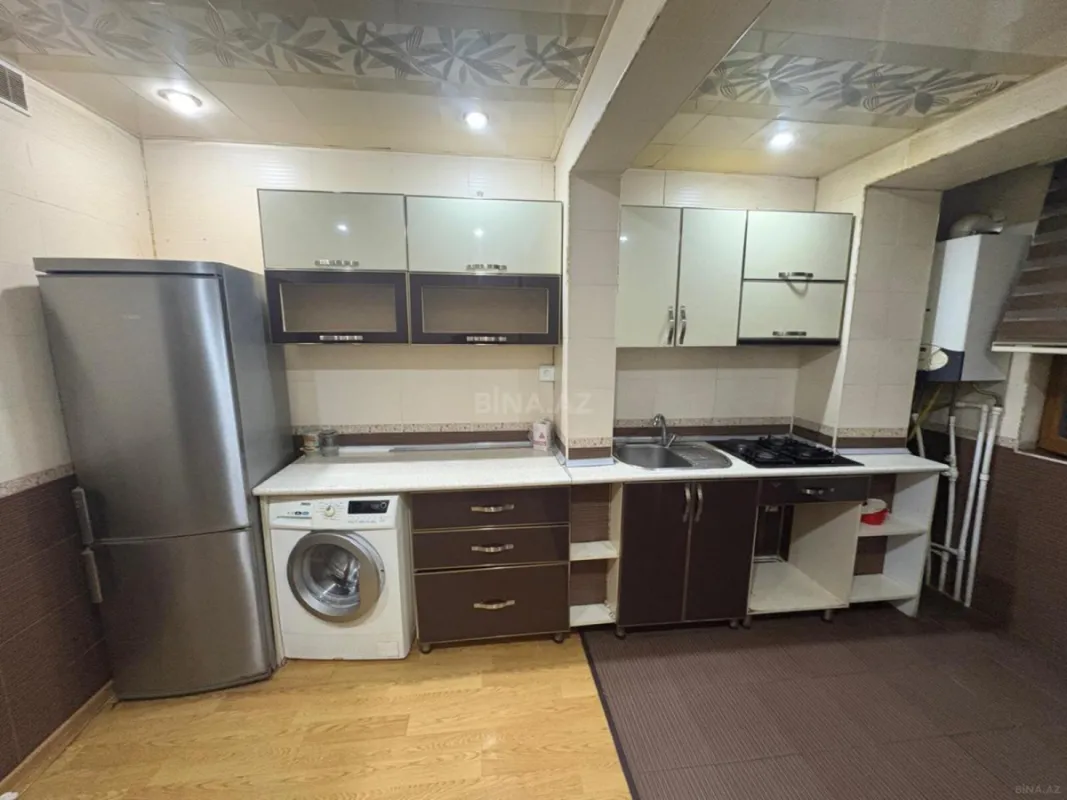 Kirayə verilir 2 otaqlı mənzil 62 m²