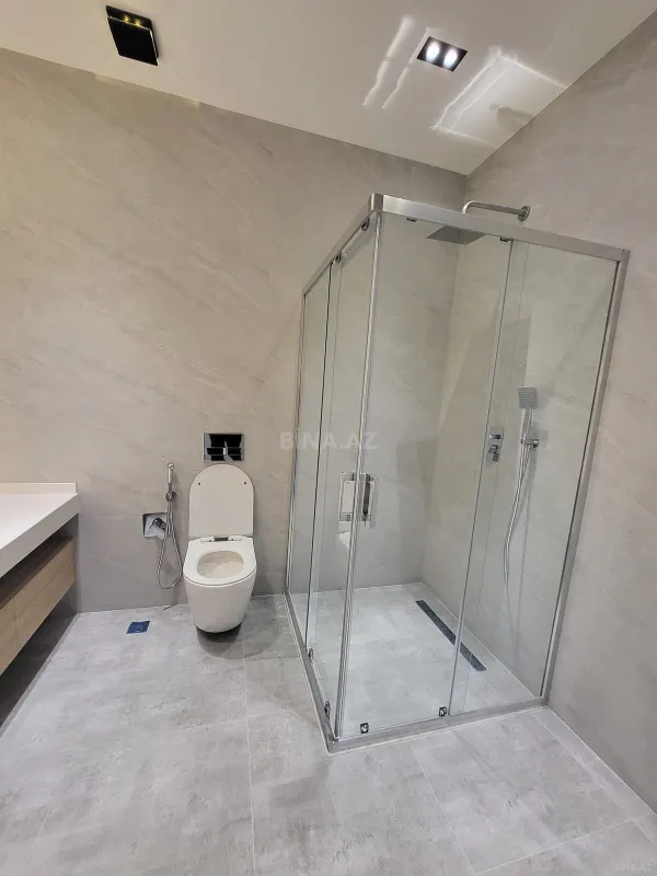 Satılır 6 otaqlı həyət evi 320 m²